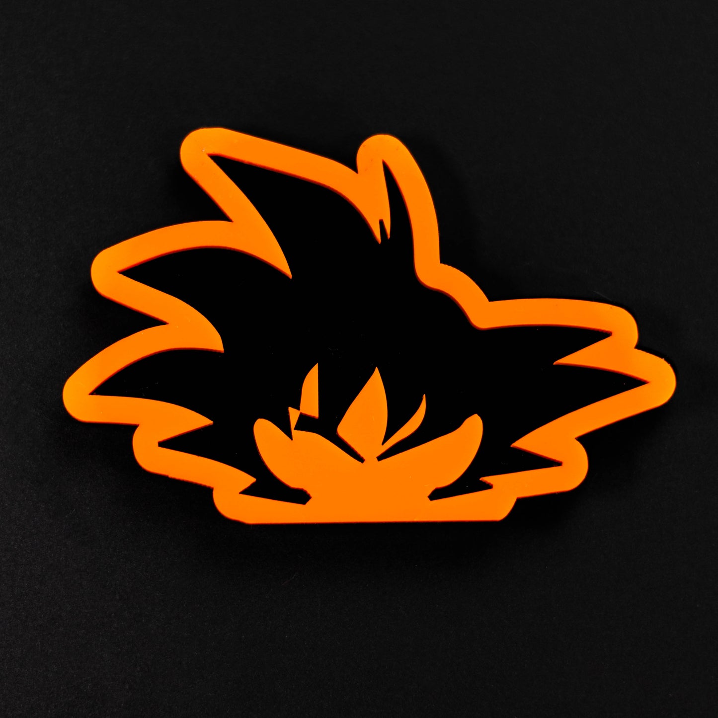 Insignia de icono inspirada en Goku Peeker