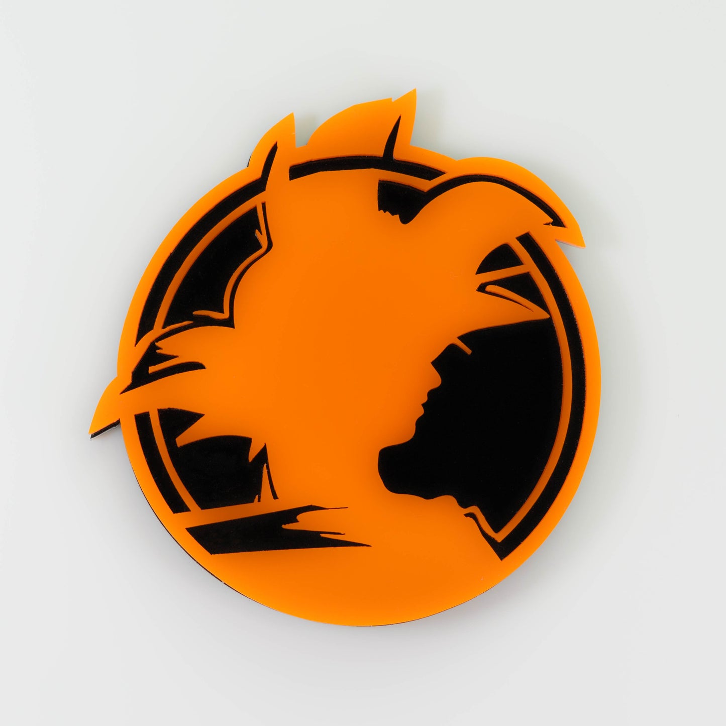 Goku inspiriertes Silhouette-Symbol-Abzeichen