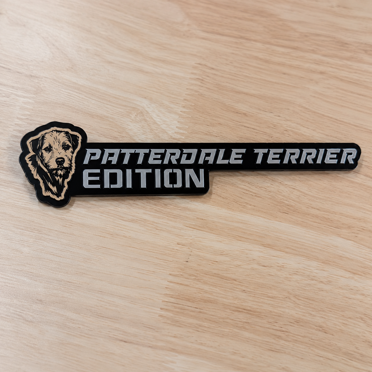 Badge de voiture édition chien personnalisé