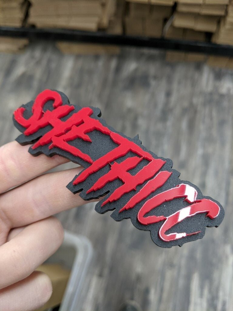 She Thicc Car Badge - Red On Matte Black - Aggressive Font – Atomic Car 